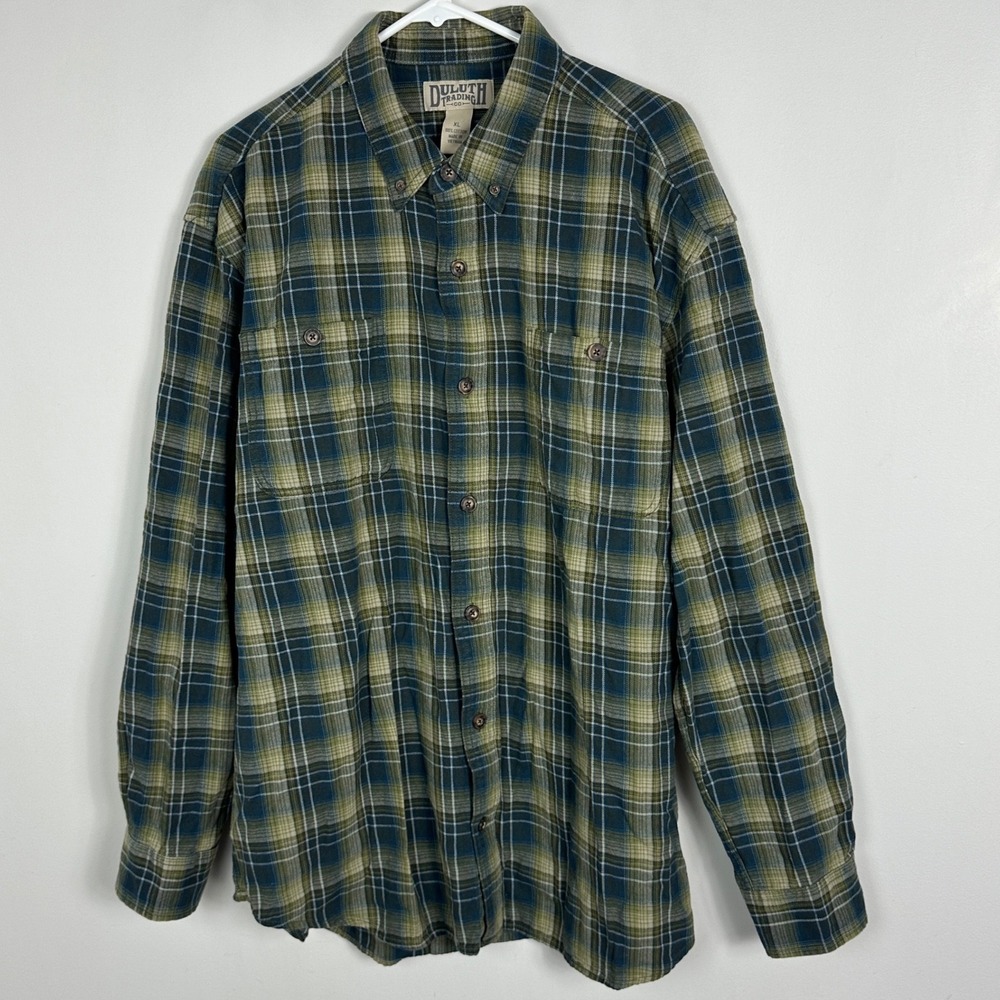 Duluth Trading Co Mens Shirt Size XL Free Swingin Flannel Green Blue Plaid Top